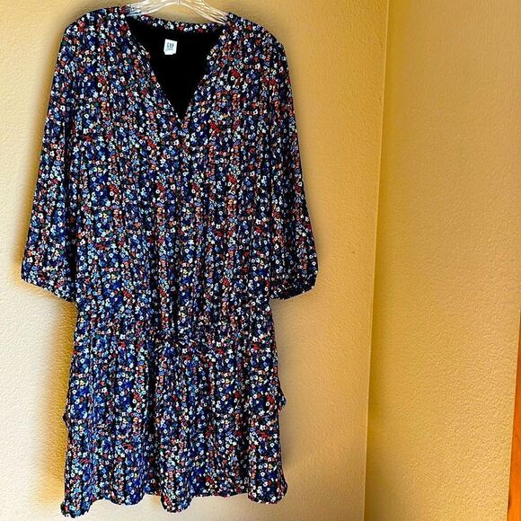 Gap Maternity dress Medium - Picture 1 of 8